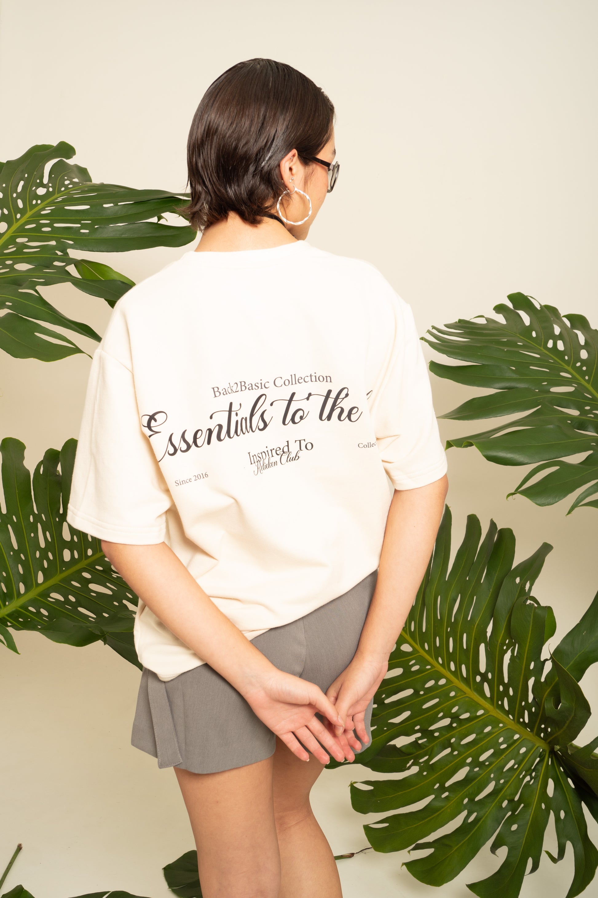 Relieken T-Shirt Essentials To The Life Marfil - Relieken Club